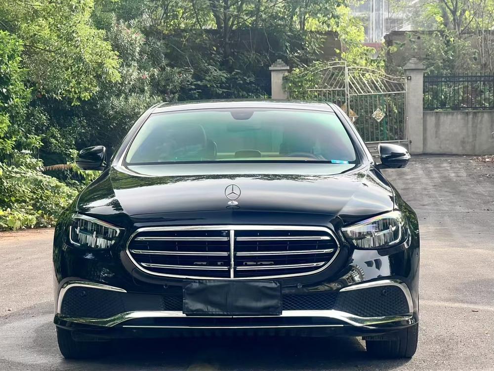 Mercedes-Benz Mercedes-Benz E-Class