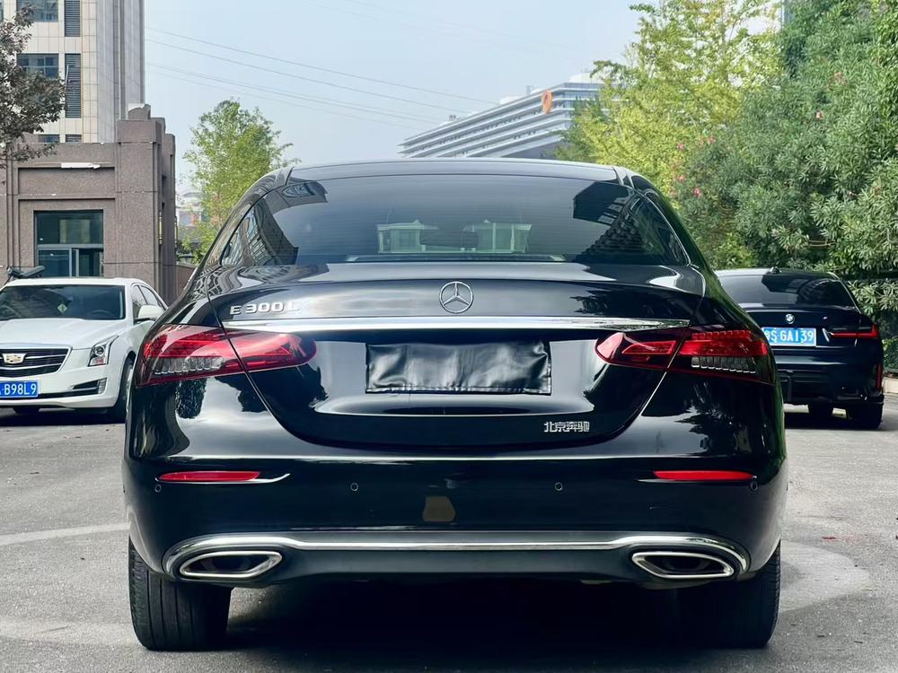 Mercedes-Benz Mercedes-Benz E-Class