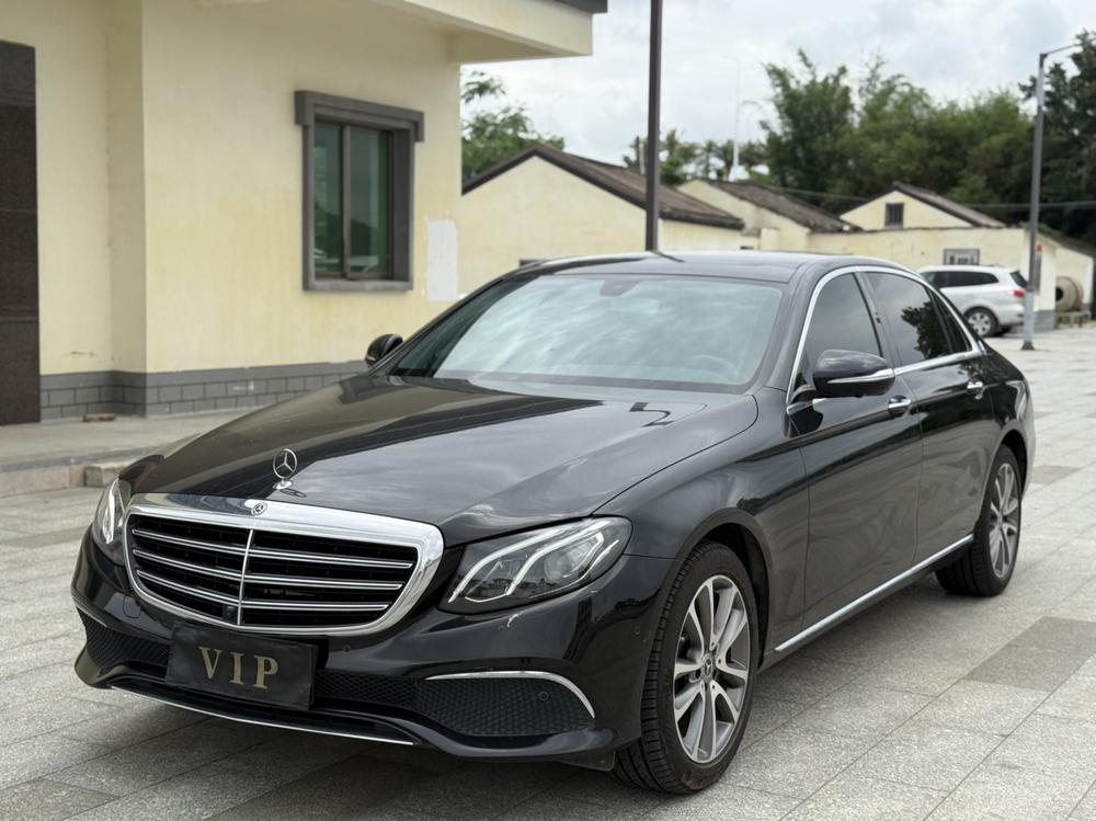 Mercedes-Benz Mercedes-Benz E-Class