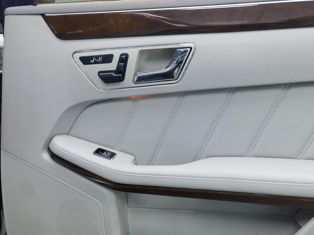 Mercedes-Benz Mercedes-Benz E-Class