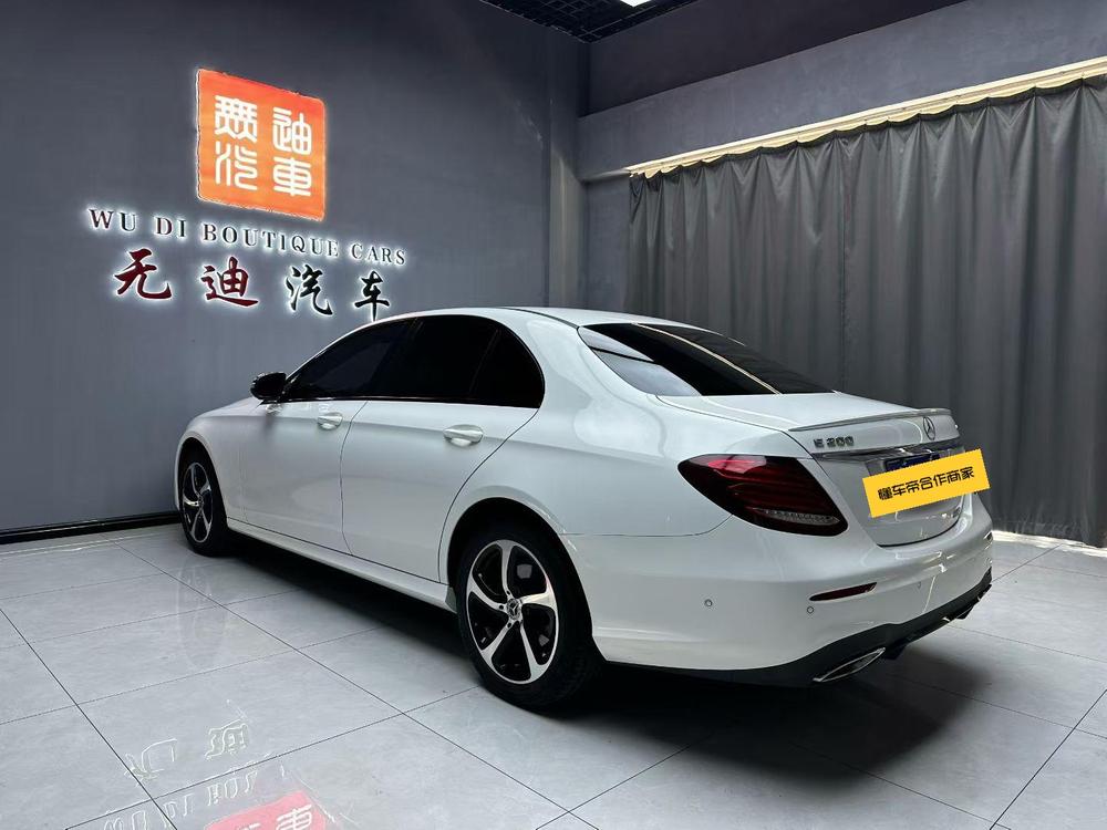 Mercedes-Benz Mercedes-Benz E-Class