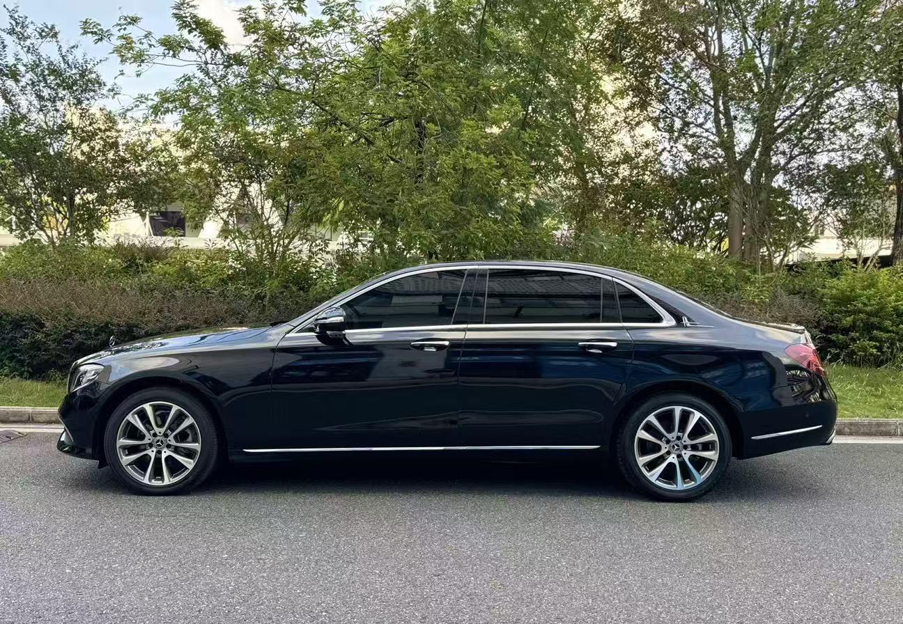 Mercedes-Benz Mercedes-Benz E-Class