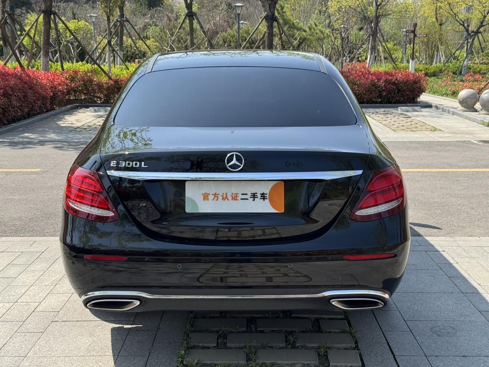 Mercedes-Benz Mercedes-Benz E-Class