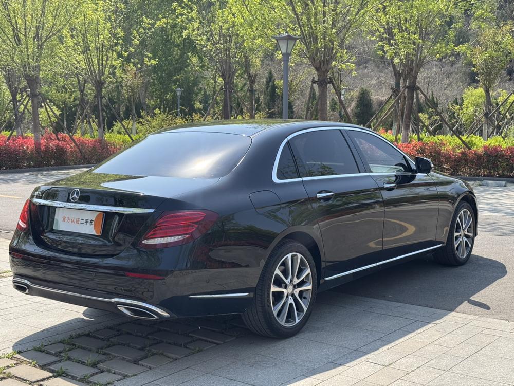 Mercedes-Benz Mercedes-Benz E-Class