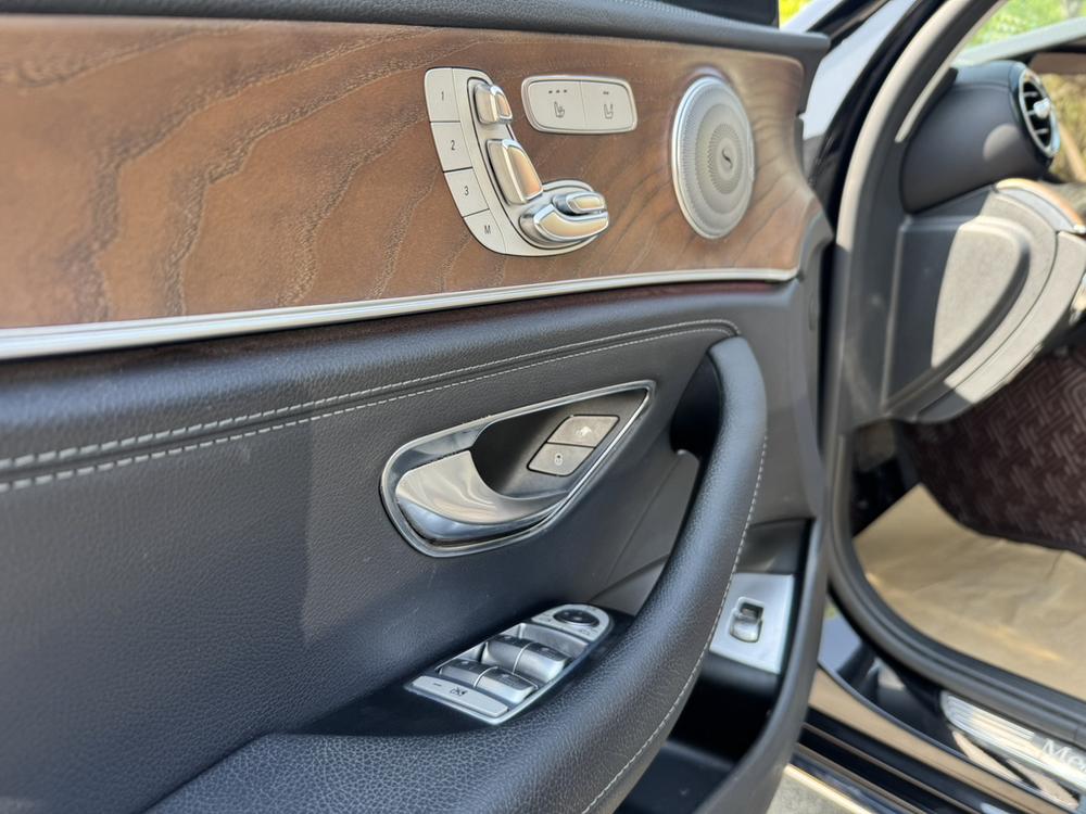 Mercedes-Benz Mercedes-Benz E-Class