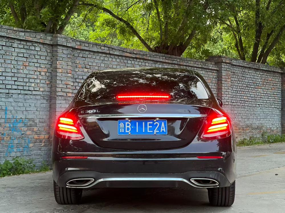 Mercedes-Benz Mercedes-Benz E-Class