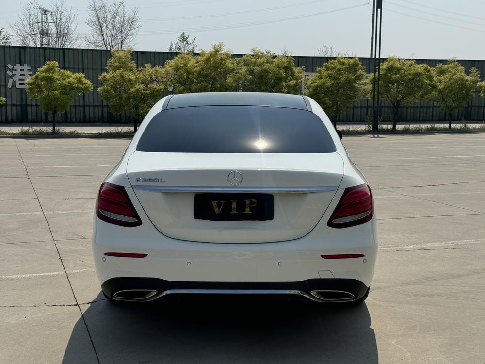 Mercedes-Benz Mercedes-Benz E-Class