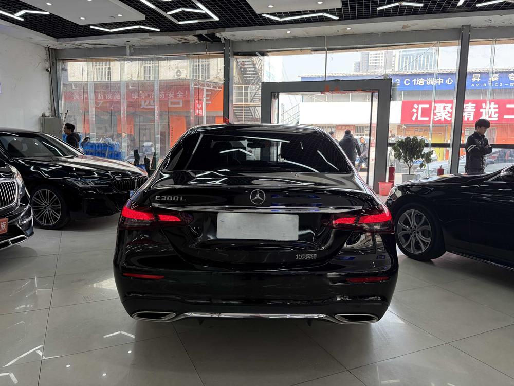Mercedes-Benz Mercedes-Benz E-Class