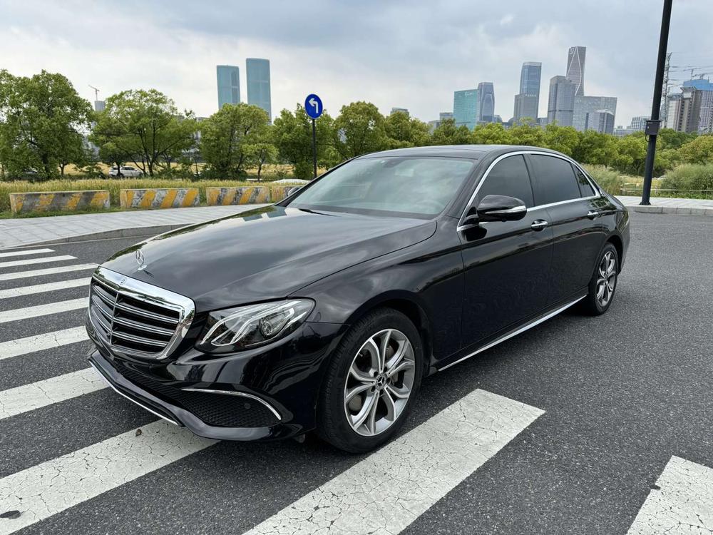 Mercedes-Benz Mercedes-Benz E-Class
