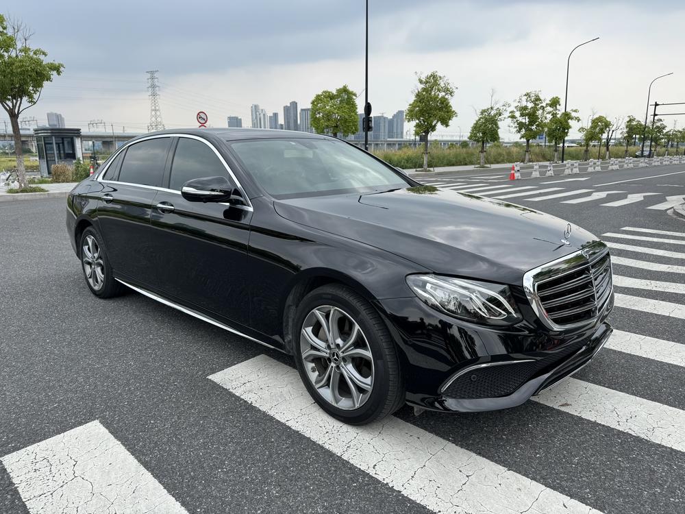 Mercedes-Benz Mercedes-Benz E-Class