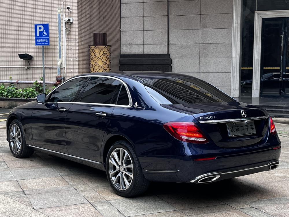 Mercedes-Benz Mercedes-Benz E-Class
