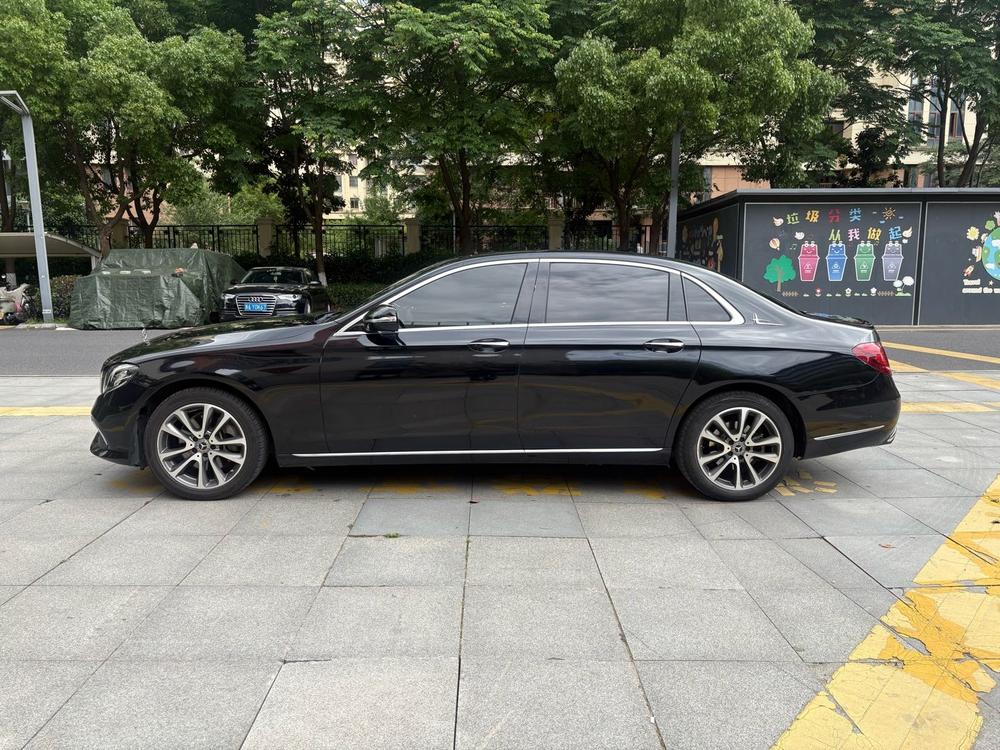 Mercedes-Benz Mercedes-Benz E-Class