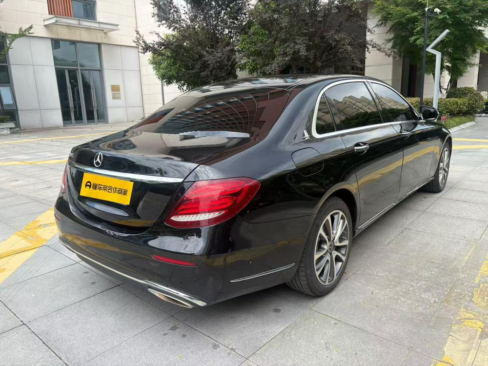 Mercedes-Benz Mercedes-Benz E-Class