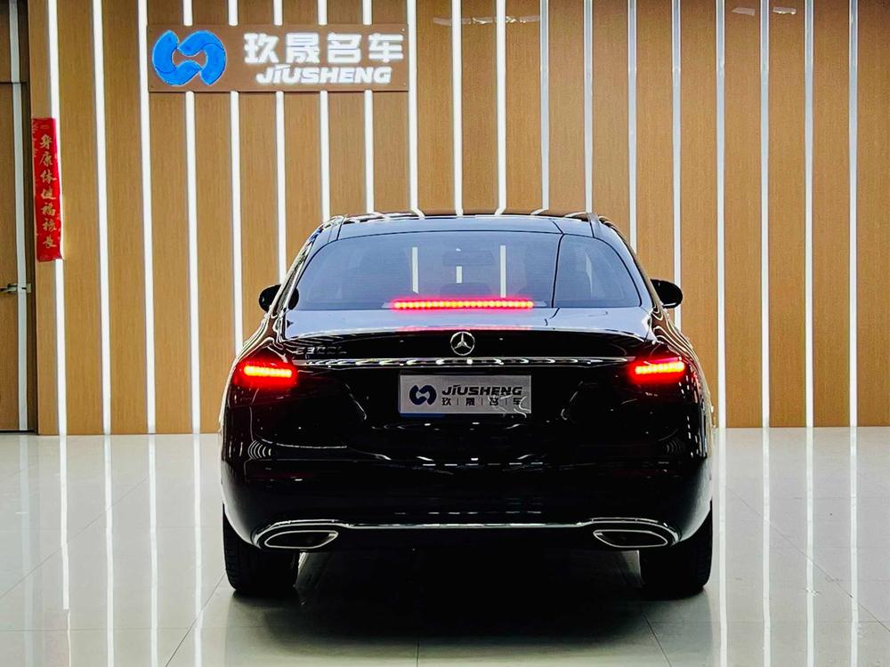Mercedes-Benz Mercedes-Benz E-Class