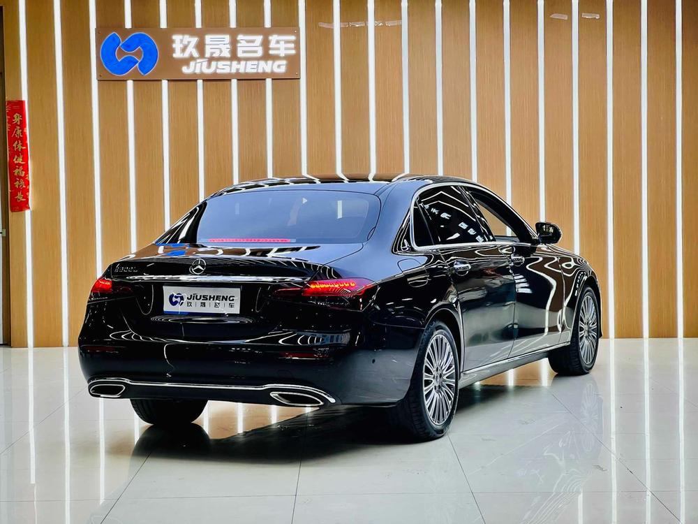Mercedes-Benz Mercedes-Benz E-Class