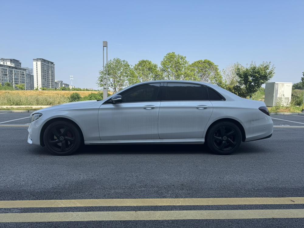 Mercedes-Benz Mercedes-Benz E-Class