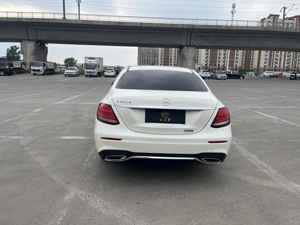 Mercedes-Benz Mercedes-Benz E-Class