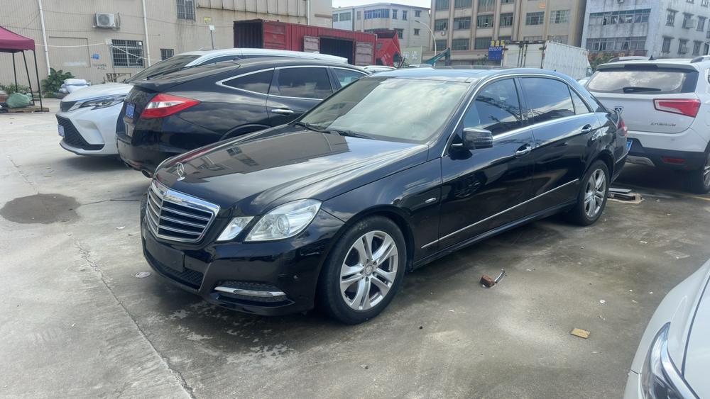 Mercedes-Benz Mercedes-Benz E-Class