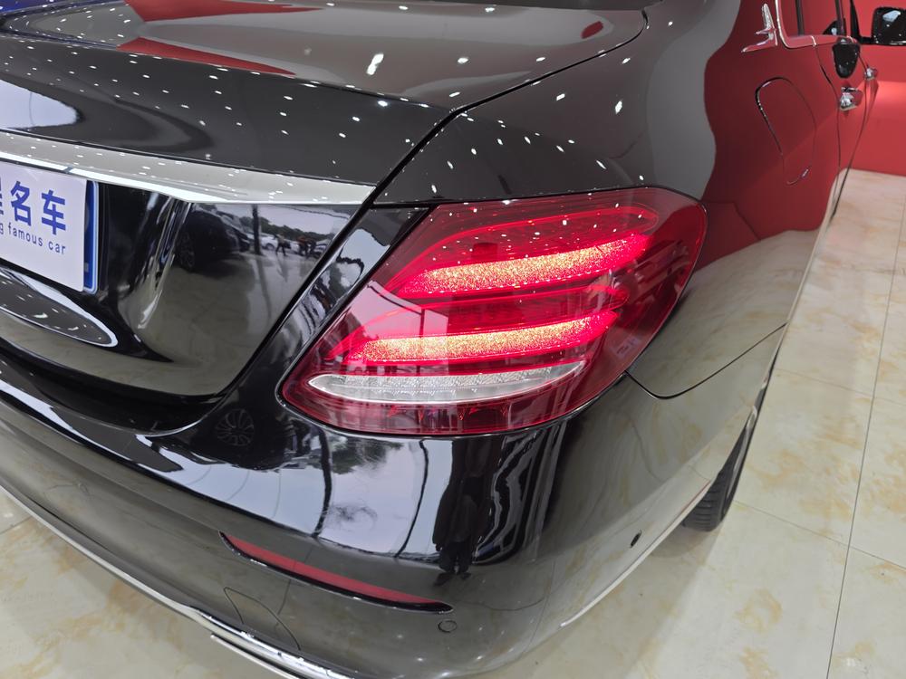 Mercedes-Benz Mercedes-Benz E-Class