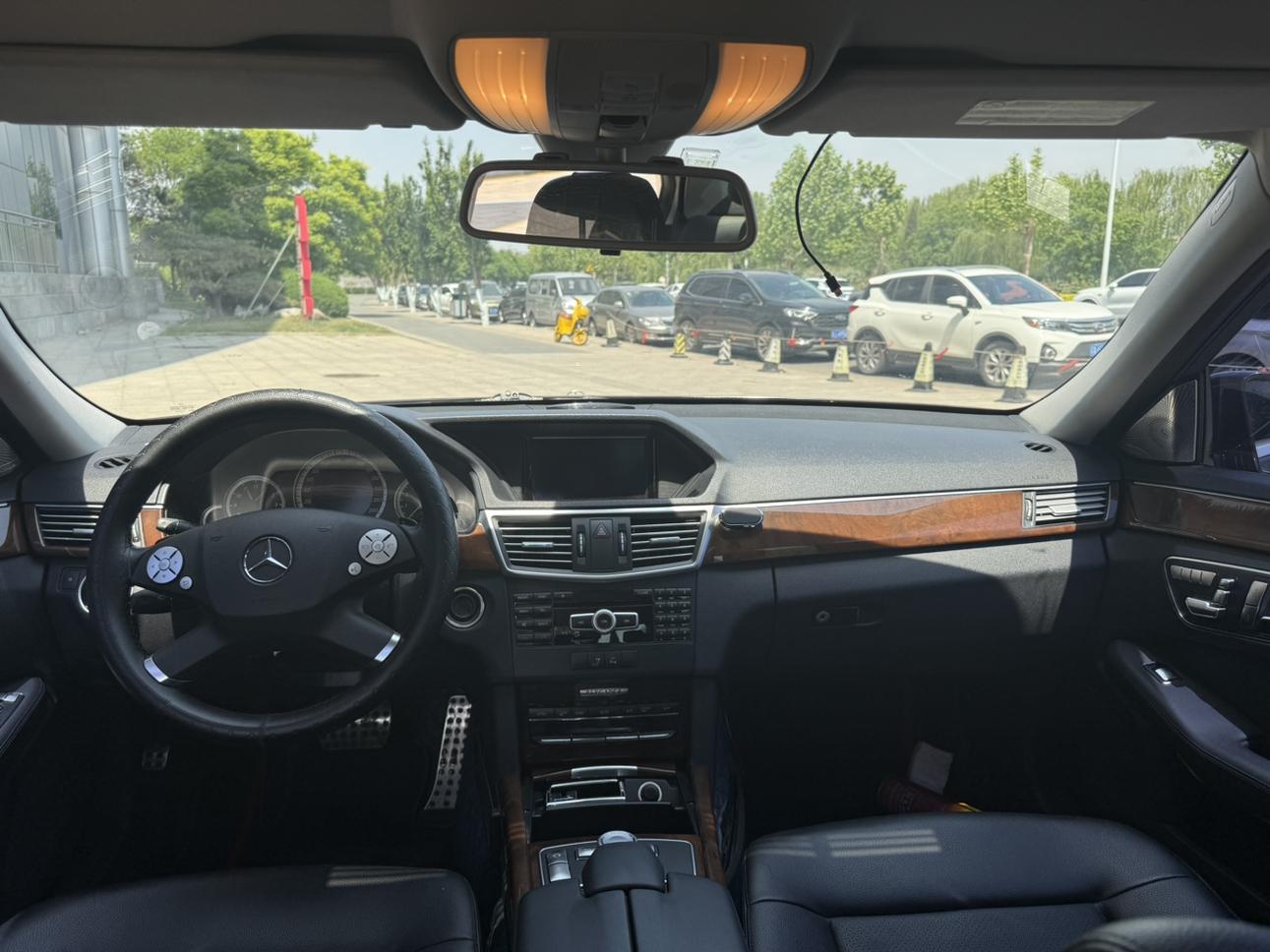 Mercedes-Benz Mercedes-Benz E-Class