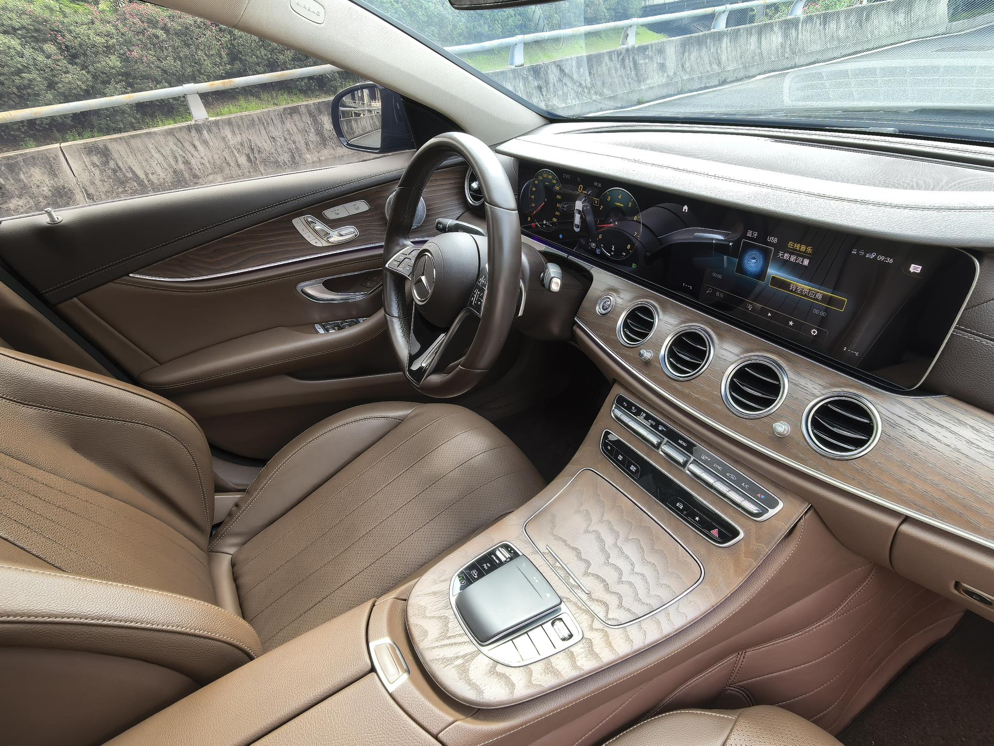 Mercedes-Benz Mercedes-Benz E-Class