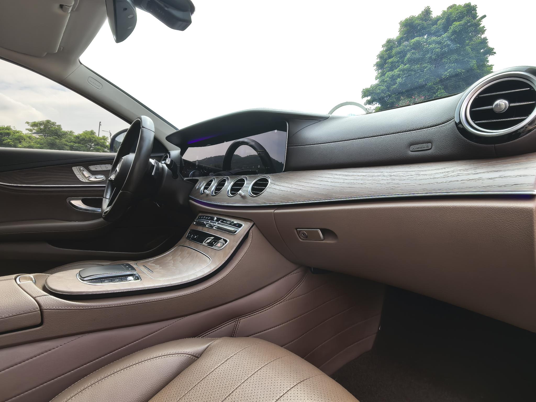 Mercedes-Benz Mercedes-Benz E-Class