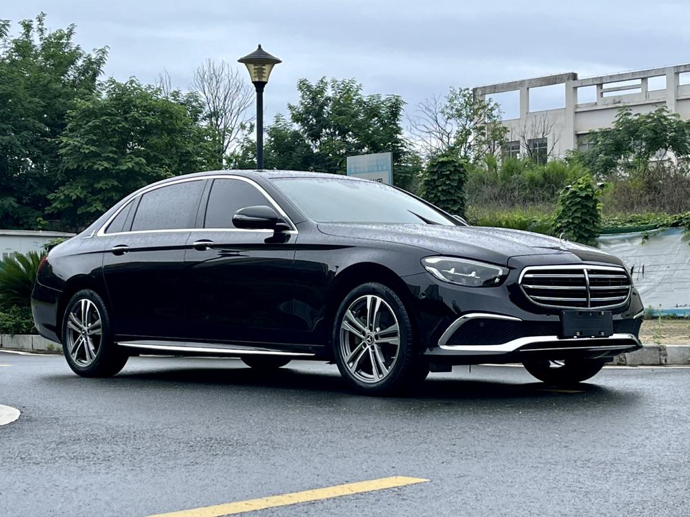 Mercedes-Benz Mercedes-Benz E-Class
