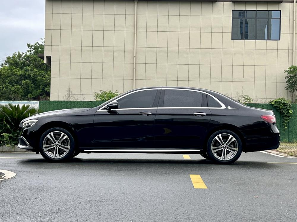 Mercedes-Benz Mercedes-Benz E-Class
