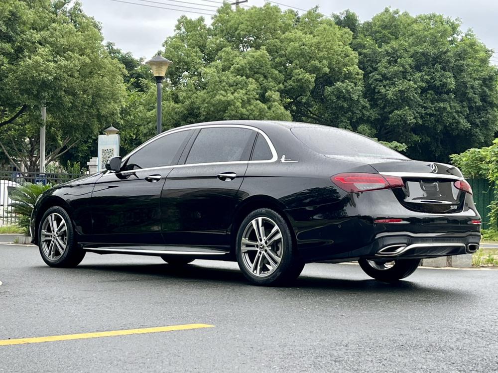 Mercedes-Benz Mercedes-Benz E-Class
