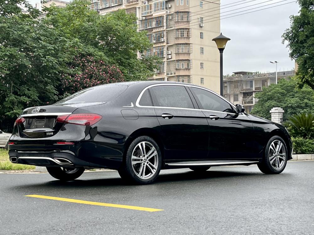 Mercedes-Benz Mercedes-Benz E-Class