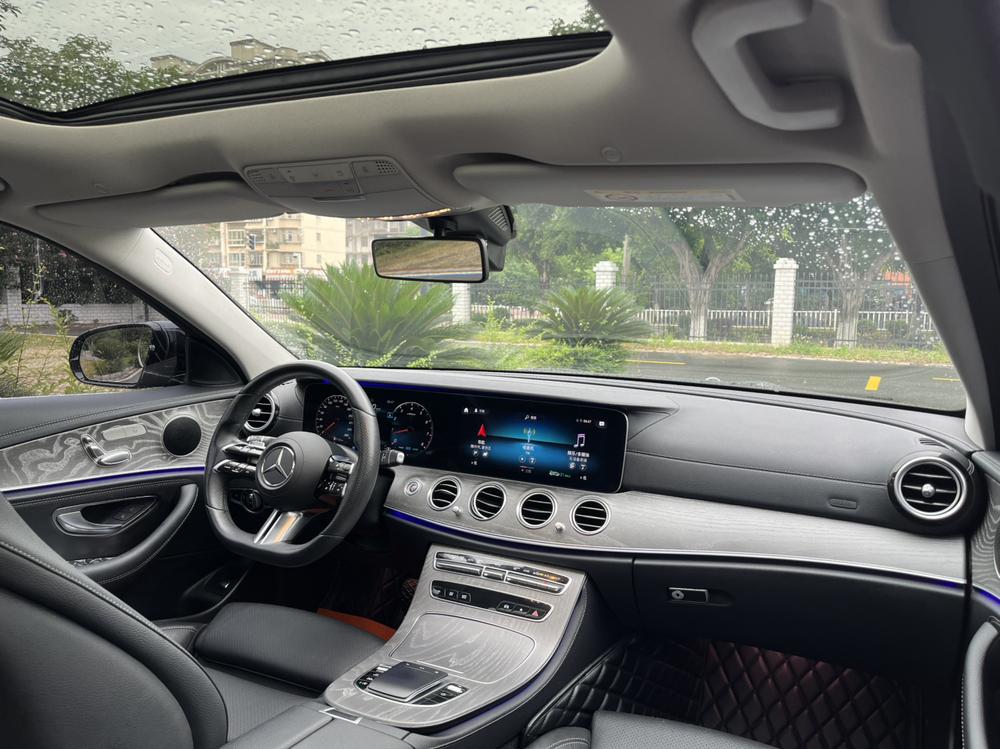 Mercedes-Benz Mercedes-Benz E-Class