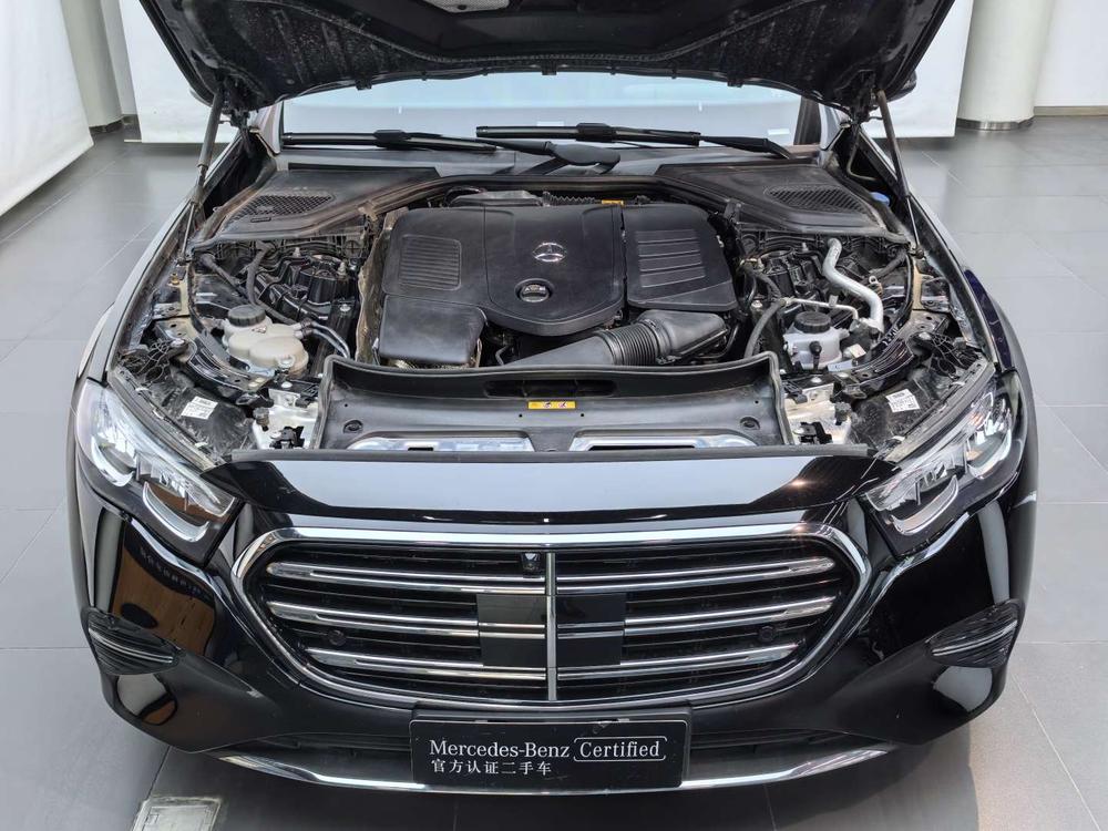 Mercedes-Benz Mercedes-Benz E-Class