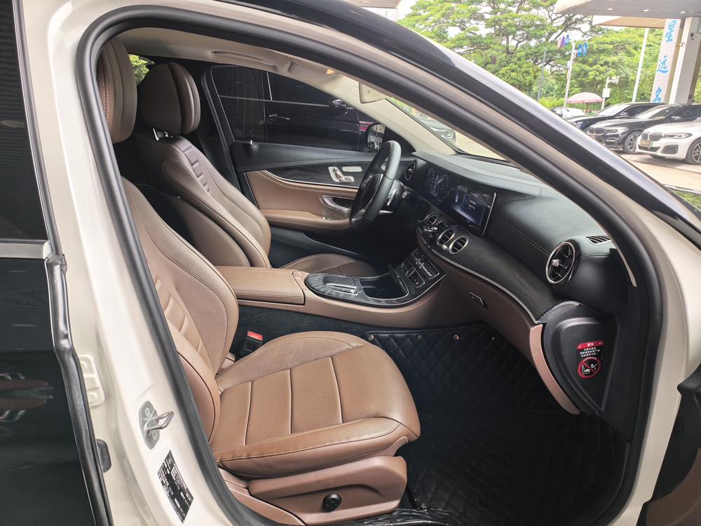 Mercedes-Benz Mercedes-Benz E-Class