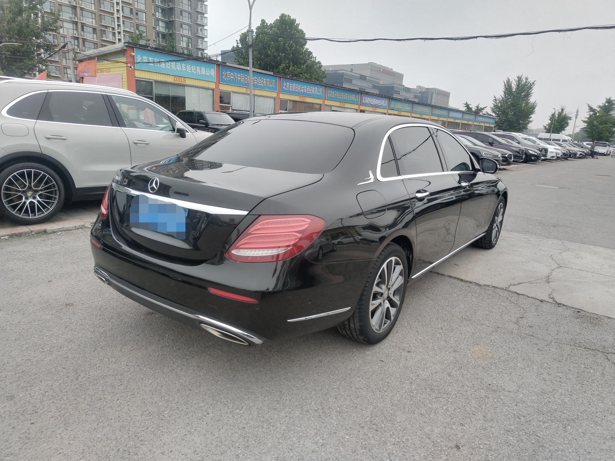 Mercedes-Benz Mercedes-Benz E-Class