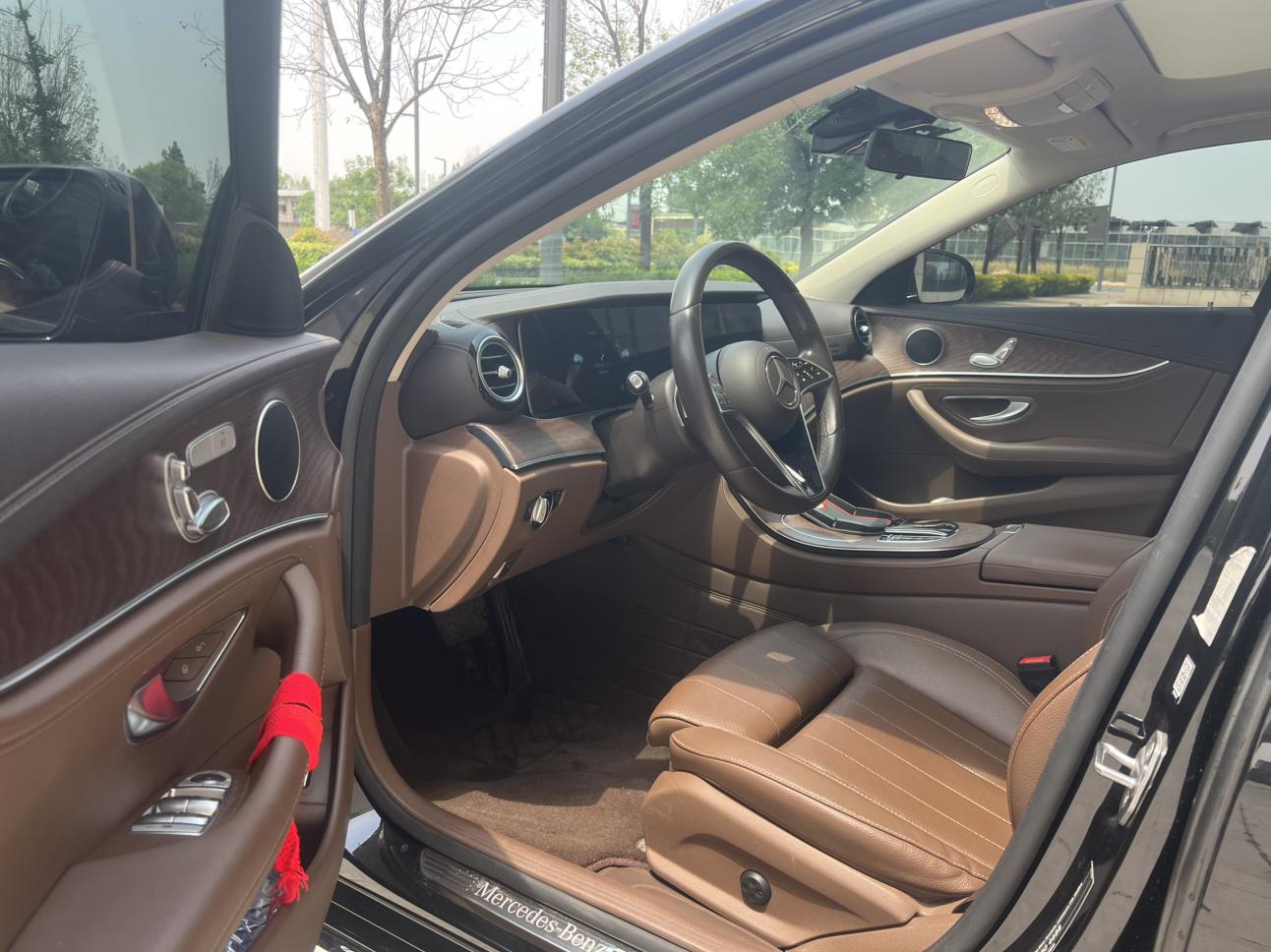 Mercedes-Benz Mercedes-Benz E-Class