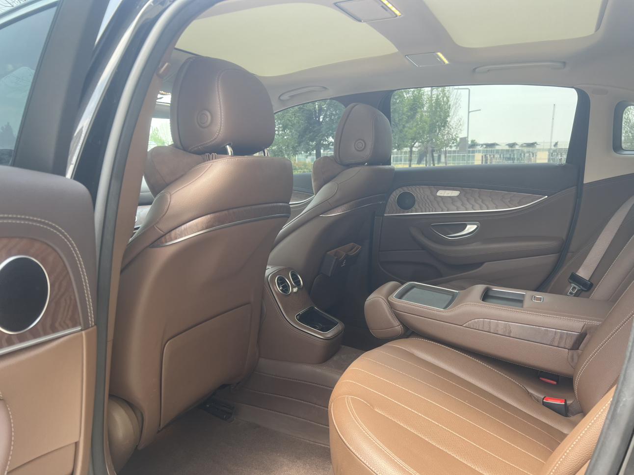 Mercedes-Benz Mercedes-Benz E-Class