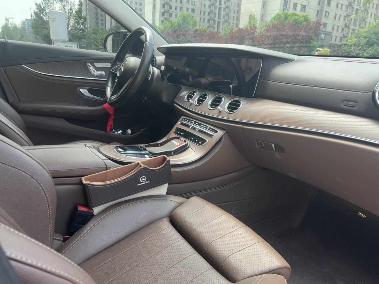 Mercedes-Benz Mercedes-Benz E-Class