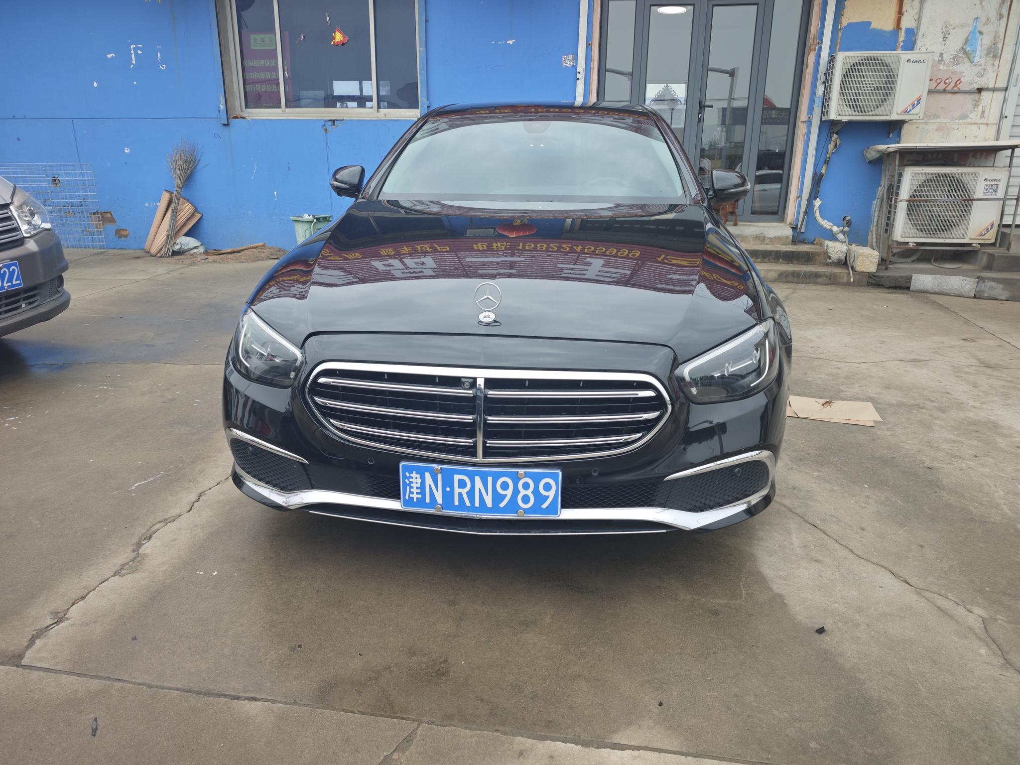Mercedes-Benz Mercedes-Benz E-Class