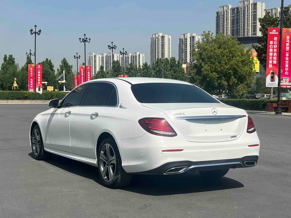 Mercedes-Benz Mercedes-Benz E-Class