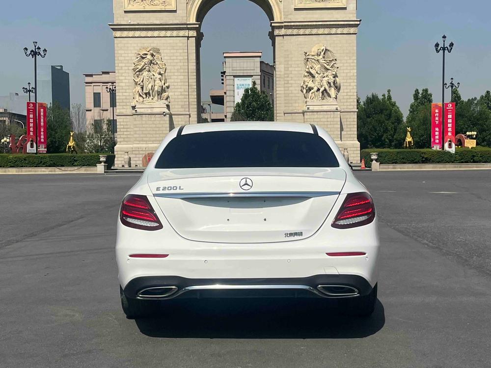 Mercedes-Benz Mercedes-Benz E-Class