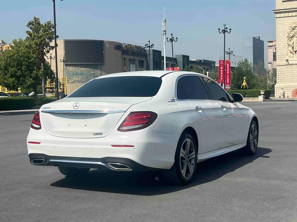 Mercedes-Benz Mercedes-Benz E-Class