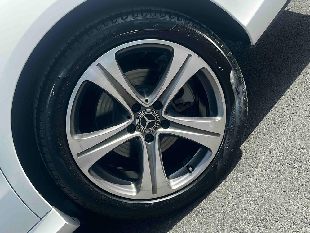 Mercedes-Benz Mercedes-Benz E-Class