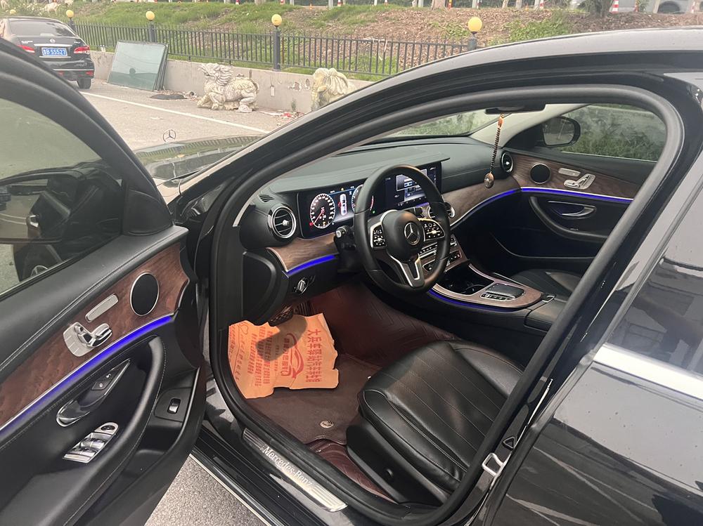 Mercedes-Benz Mercedes-Benz E-Class