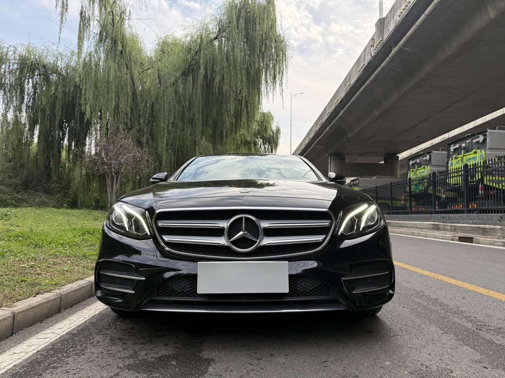 Mercedes-Benz Mercedes-Benz E-Class
