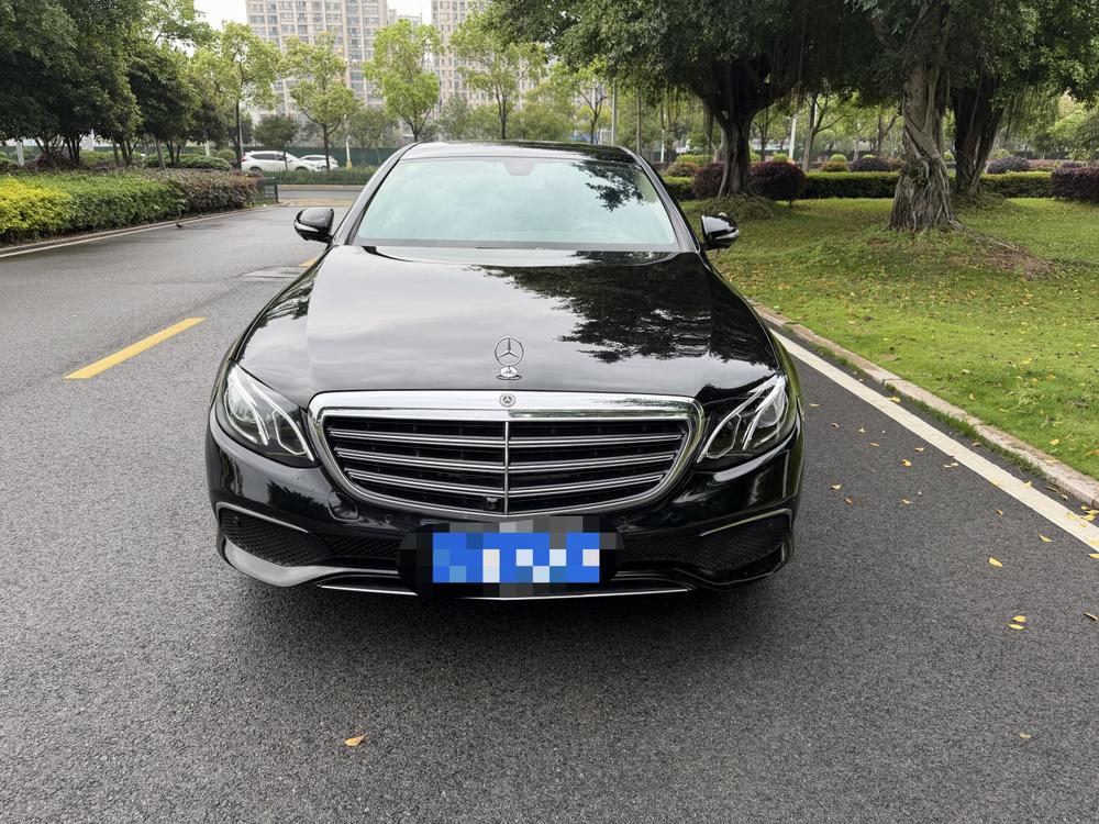 Mercedes-Benz Mercedes-Benz E-Class