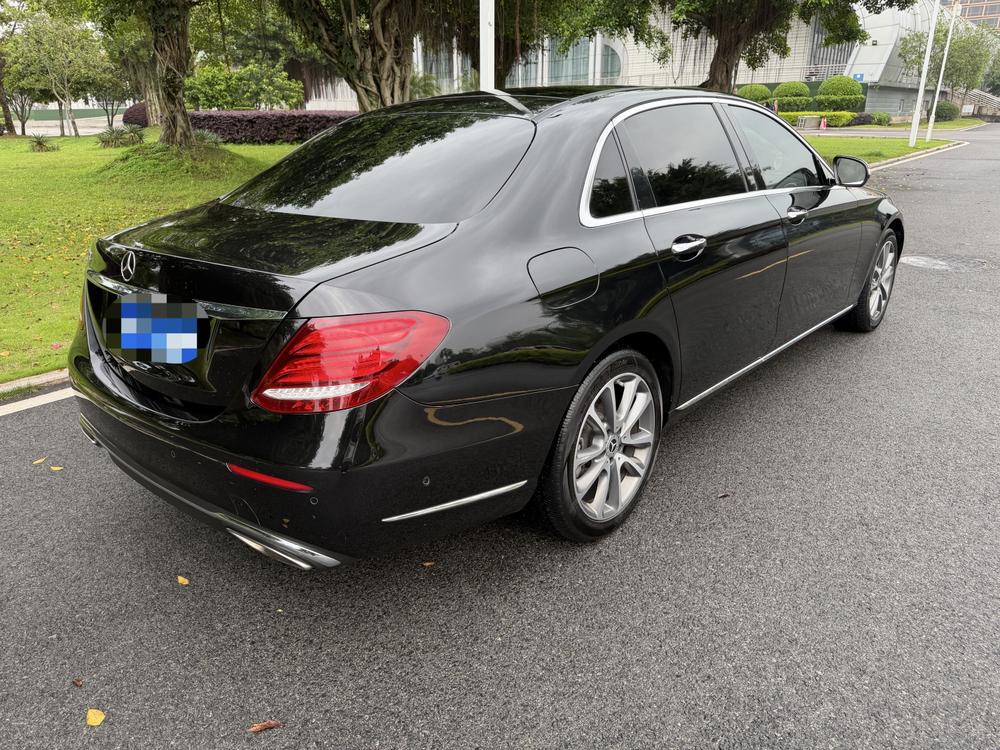 Mercedes-Benz Mercedes-Benz E-Class