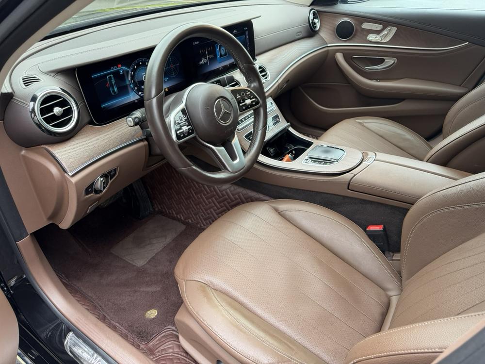 Mercedes-Benz Mercedes-Benz E-Class