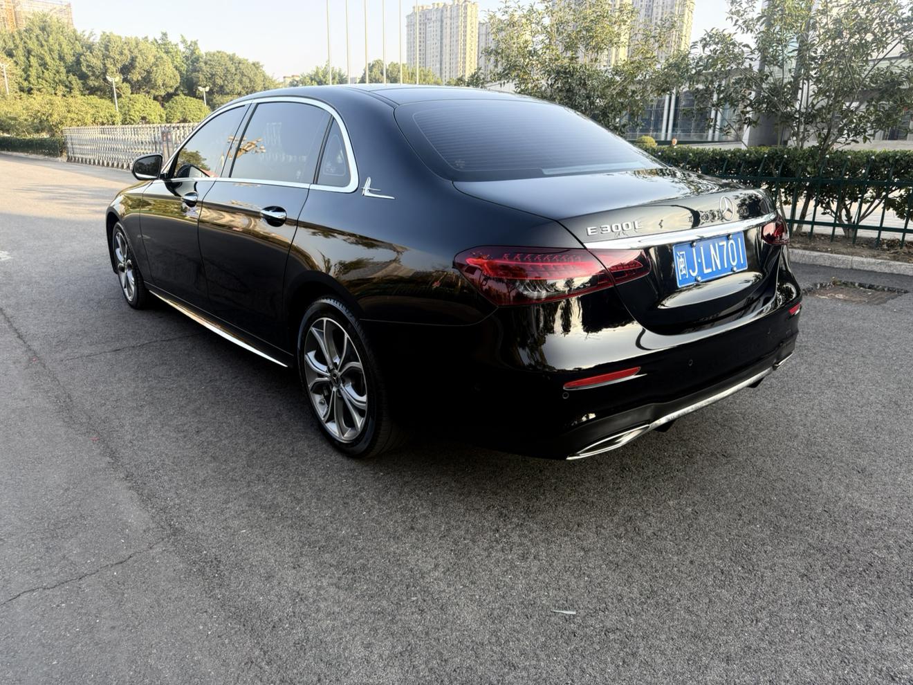 Mercedes-Benz Mercedes-Benz E-Class