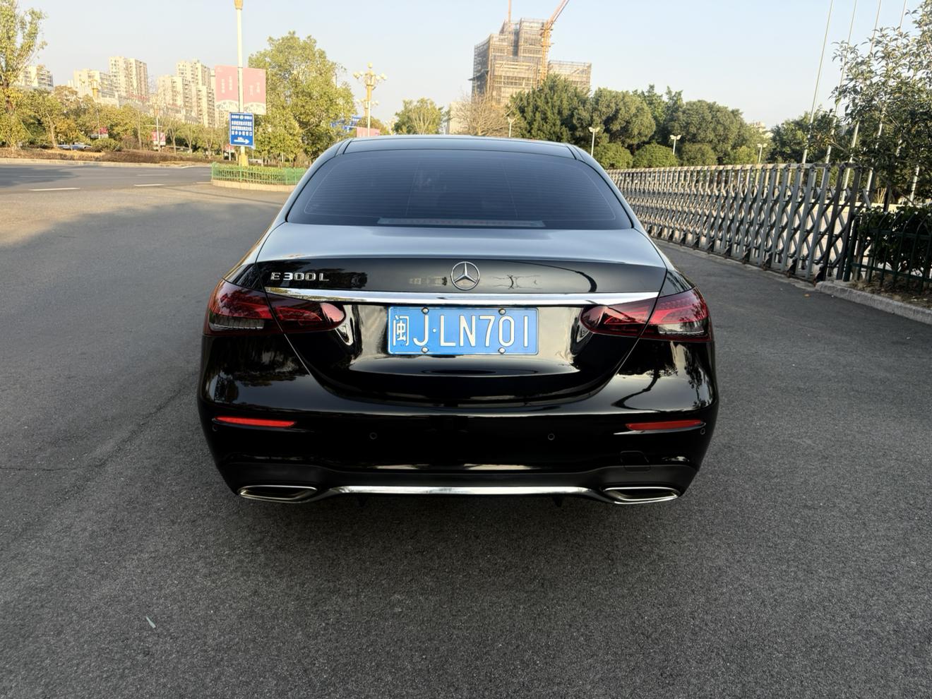 Mercedes-Benz Mercedes-Benz E-Class