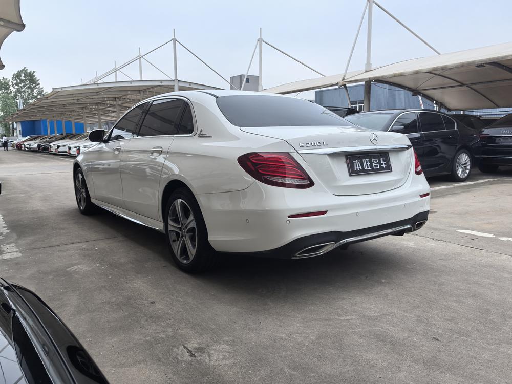 Mercedes-Benz Mercedes-Benz E-Class